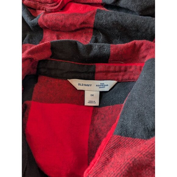 Old Navy Plaid The Boyfriend shirt size 2X Swiftie Red Black Flannel Country - Picture 3 of 4
